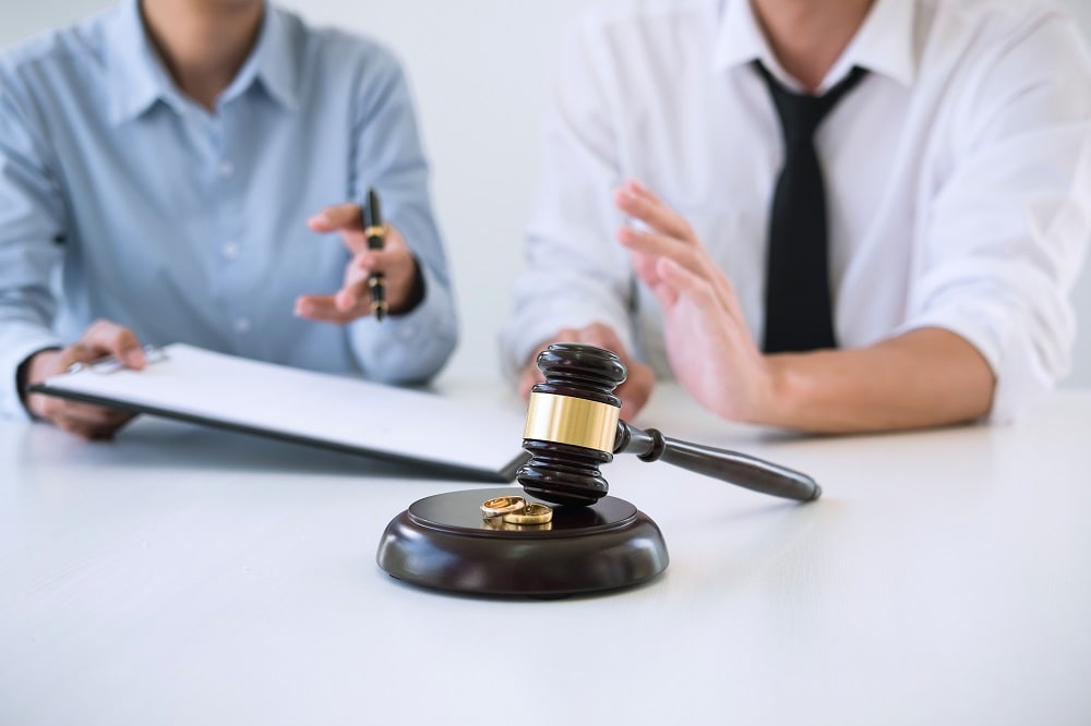 Contested Divorce vs. Uncontested Divorce in Missouri